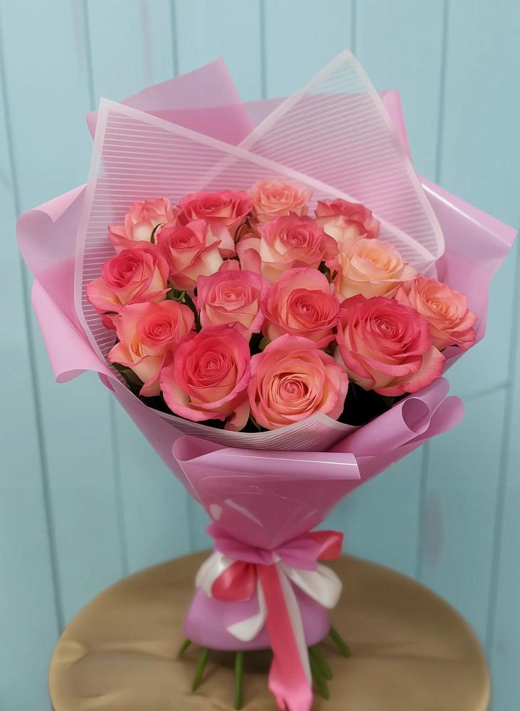 Букет 15 Розовых роз Равель в Федоровском