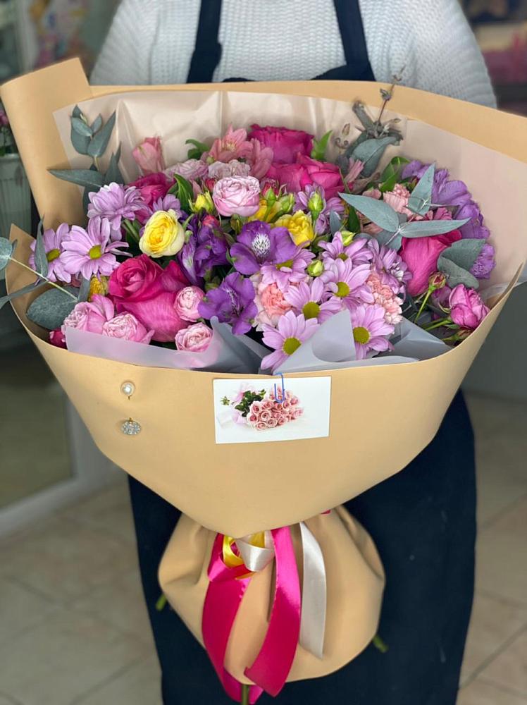 Букет цветов из: Хризантемы, Гвоздики и Альстромерии в Федоровском