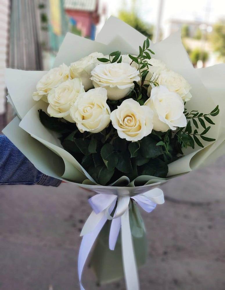 Букет Белые розы Проуд в Федоровском