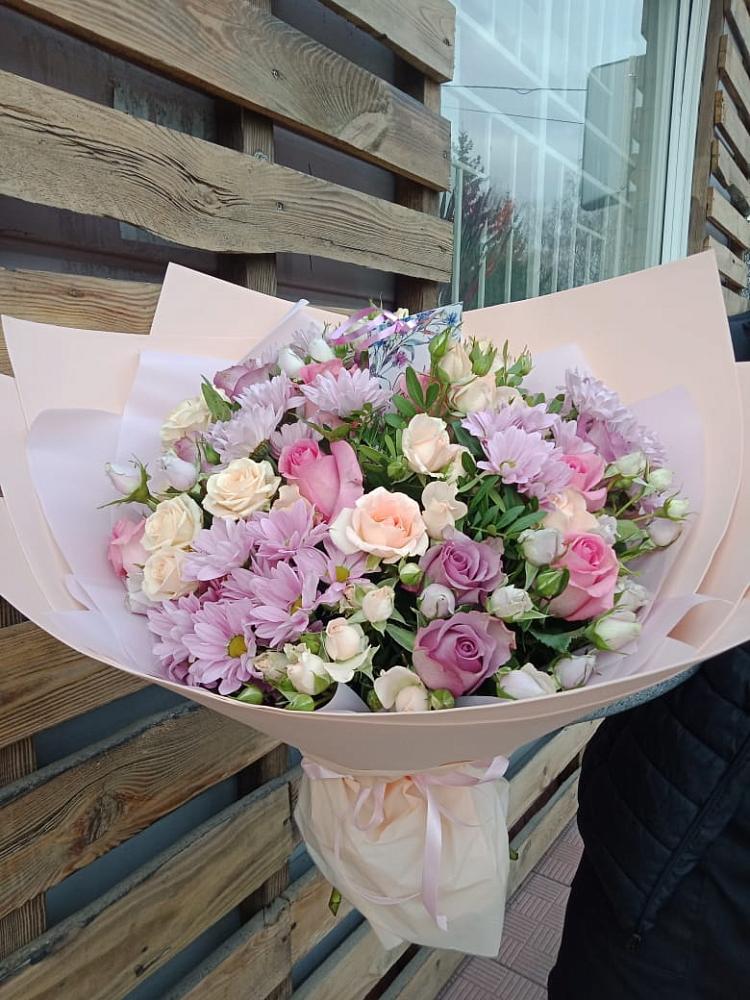 Букет цветов из: Розы и Хризантемы в Федоровском