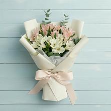 Букет цветов из:  Альстромерии в Федоровском