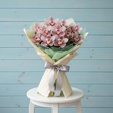 Букет цветов из:  Орхидеи и Розы в Федоровском