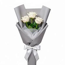 Букет 3 белые розы в Федоровском