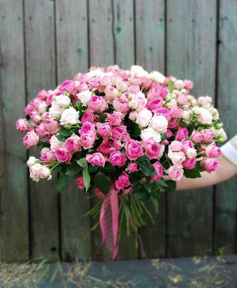 Букет Розовые кустовые розы Натали и Лав Лидия в Федоровском