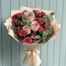 Букет цветов из:  Гвоздики и Розы в Федоровском
