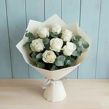 Букет Белые розы в Эвкалипте в Федоровском