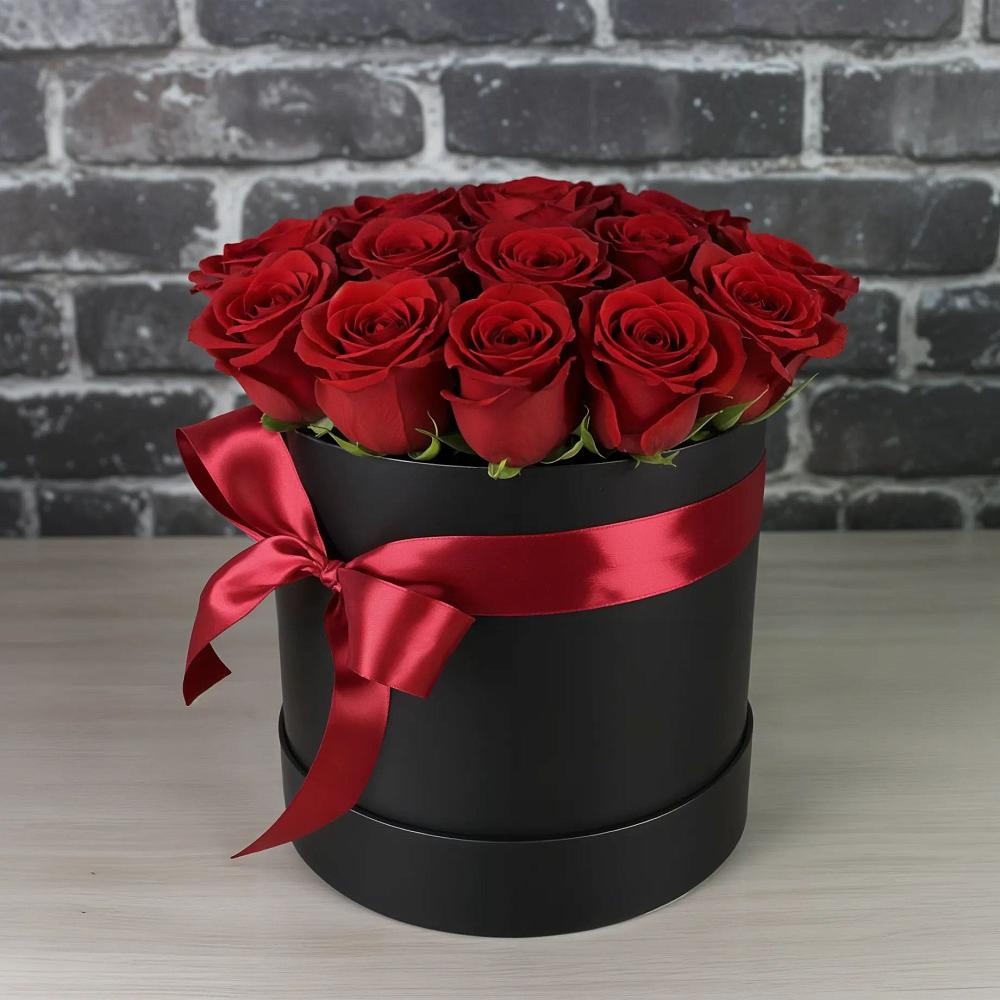 Цветочная композиция из Розы в шляпной коробке в Федоровском