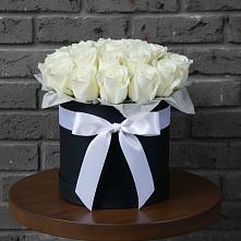 Цветочная композиция из Розы в шляпной коробке в Федоровском