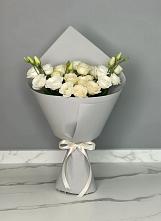 Букет цветов из:  Розы и Лизиантусы в Федоровском